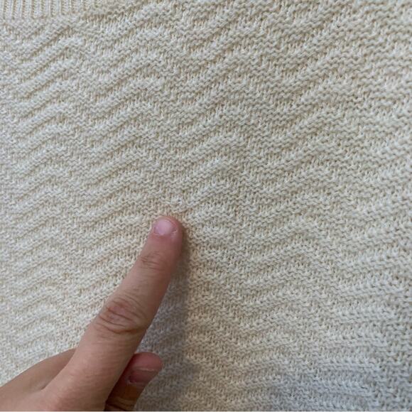 JOIE Wool Cashmere Cream Chevron Pattern Soft Sweater - Picture 7 of 8